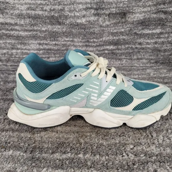 New Balance 9060 Teal White Lifestyle Running Shoes Sneakers Mens Sz 11