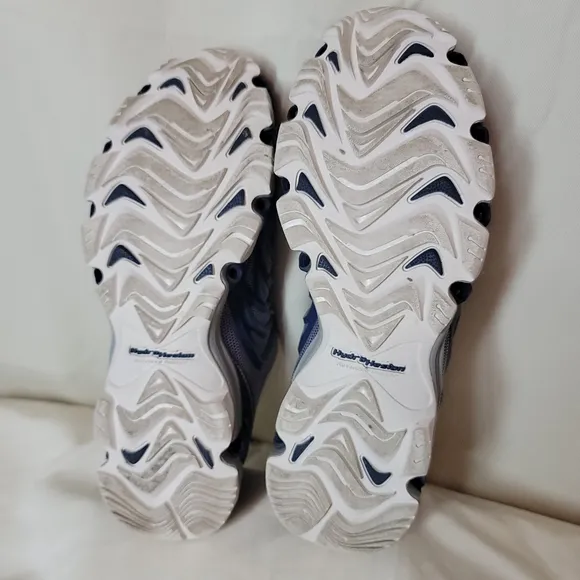 New Balance 921 HydroHesion Advanced Men's Shoes Color: Navy Size: 9US