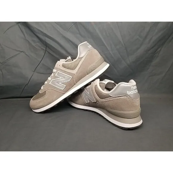 New Balance Boys 574 Athletic Sneakers GC574EVG Grey White Size 6 NEW IN BOX!