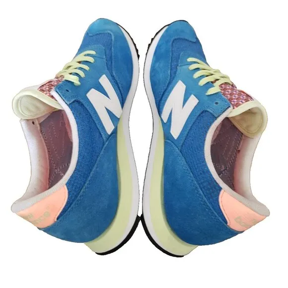 New Balance Classic Athletic Women’s Running Shoes Size 8.5 Blue Suede CW620CBI