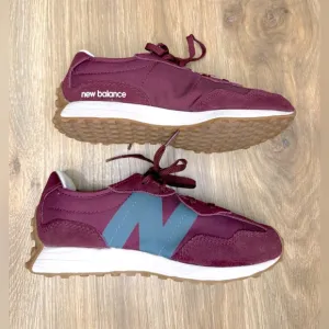 New Balance Classics Boys Maroon 327 Sneakers, Size Boys Us 3 NWOB