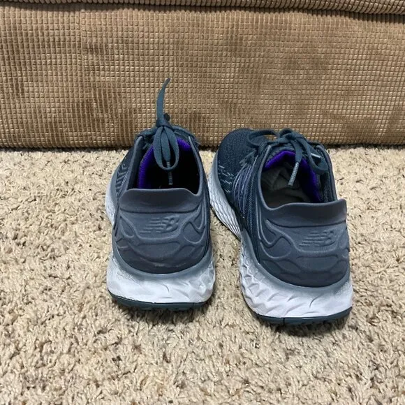 New Balance Fresh Foam 1080v11 Running Shoes Size 8.5 Mens Gray/Purple Lightweig