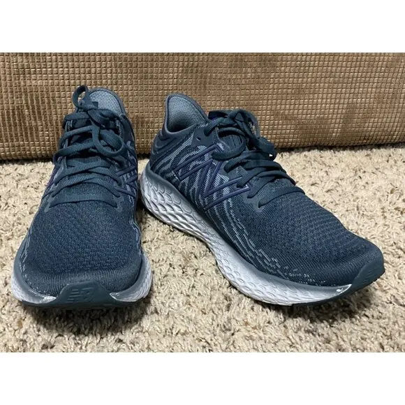 New Balance Fresh Foam 1080v11 Running Shoes Size 8.5 Mens Gray/Purple Lightweig