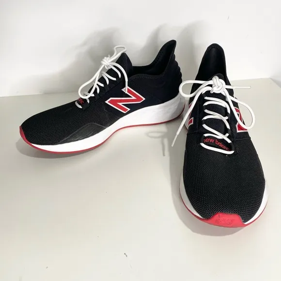 New Balance Fresh Foam ROAV Men's Running Shoes Size 11