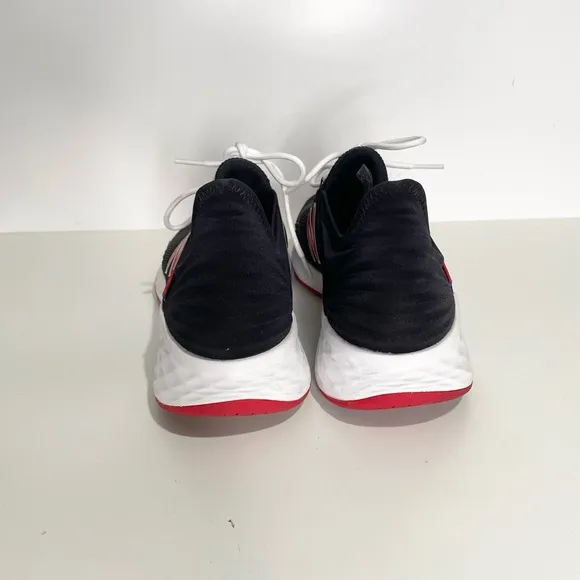 New Balance Fresh Foam ROAV Men's Running Shoes Size 11