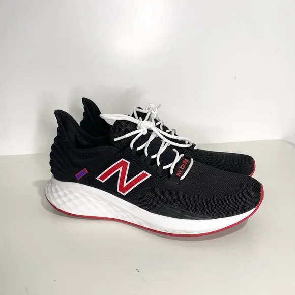 New Balance Fresh Foam ROAV Men's Running Shoes Size 11