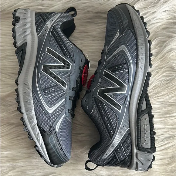 NEW BALANCE MT410LT5 Men’s Size 10 4E NB Trail Running Shoe NB TECH Ride 410v5