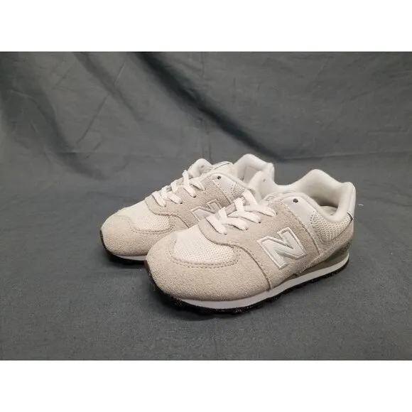 New Balance Toddler's 574 (TD) Sneakers Lace Up Gray White Size 8 NEW IN BOX!