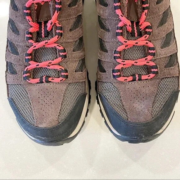 NEW Columbia Crestwood Hiking Trekking Shoes Brown Coral 8
