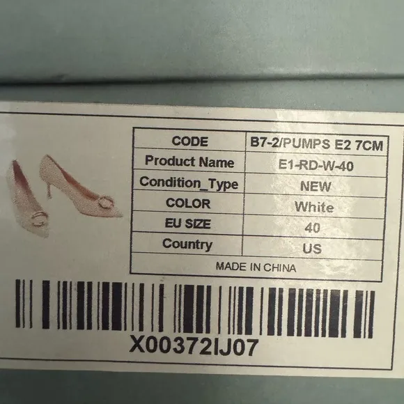NEW! C.Paravano Metal Buckle Pointed Off White Buff Heel Pumps Shoes SZ 40 / 9.5
