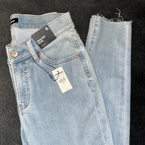 New express jeans size 4 long