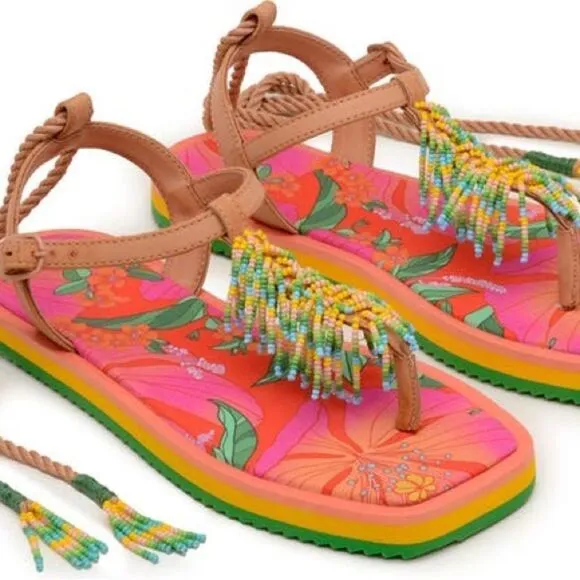 New Farm Rio Floral Pietra Beaded Flat Sandals Size 8
