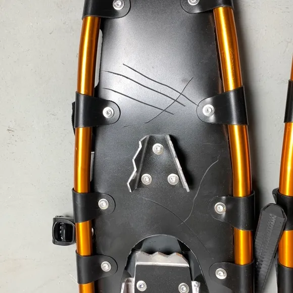 New Gpeng 827 Terrain Snowshoes Men Women Youth 27 Inch Gold Aluminum Snow Shoes