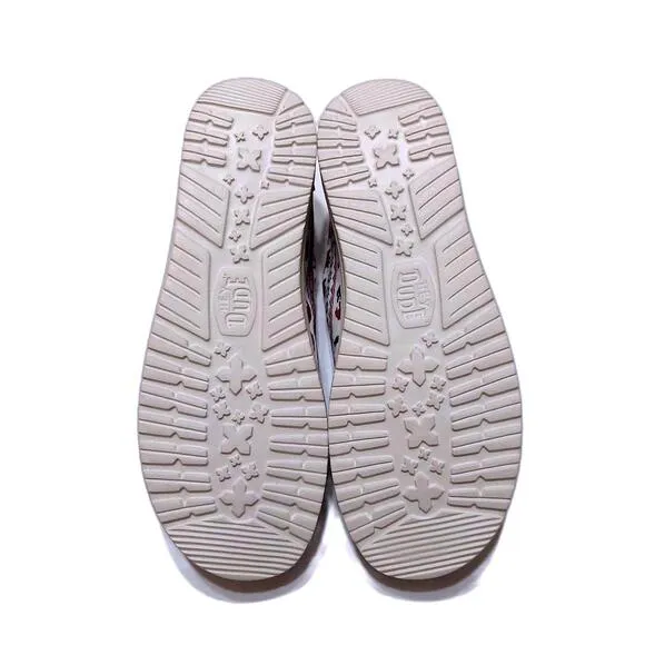 NEW HEY DUDE WENDY HOLIDAY CHEERS SLIP ON FUZZY SHOES WHITE RED‎ WOMENS 10
