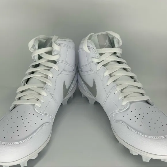 New Jordan 1 Mid TD Size 10 Us Men’s Football Cleats WHITE/GREY Style FJ6805-101