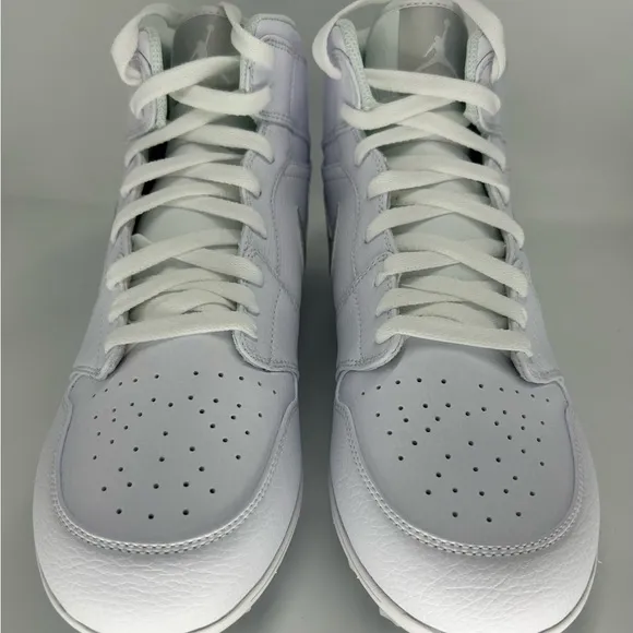 New Jordan 1 Mid TD Size 10 Us Men’s Football Cleats WHITE/GREY Style FJ6805-101
