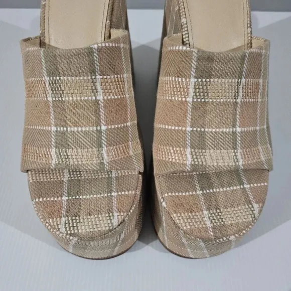 NEW Larroude Wanda Platform Mule Chunky Heel Neutral Beige Khaki Plaid Size 10