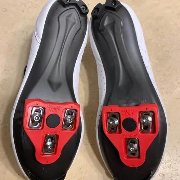 New men’s fizik cycling/ racing/ spinning shoes 🚵‍♀️