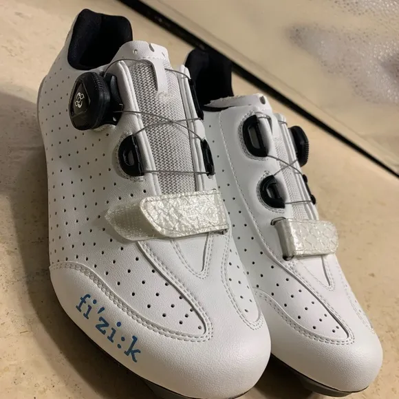 New men’s fizik cycling/ racing/ spinning shoes 🚵‍♀️