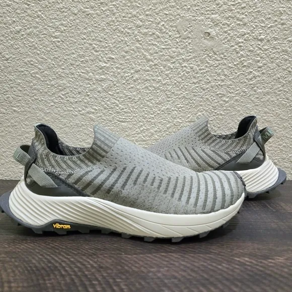 NEW Merrell Vibram Women's‎ Embark Moc Tea Gray Slip-On Shoes Size 5