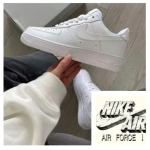 NEW!  Nike Air Force 1 LE Big Kids' Shoes (4.5Y)