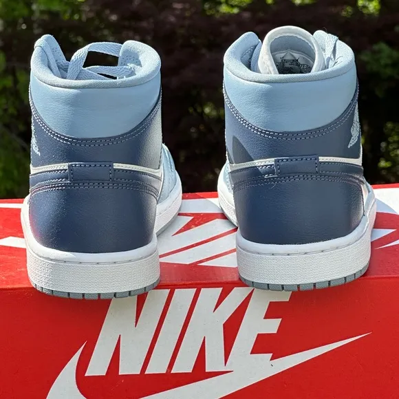 NEW Nike Air Jordan 1 Mid Casual Sneaker  - US Size Womens 9 | Mens 7.5