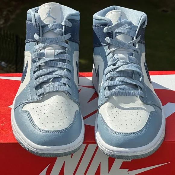 NEW Nike Air Jordan 1 Mid Casual Sneaker  - US Size Womens 9 | Mens 7.5