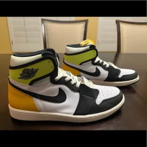 New Nike Air Jordan 1 Retro High Volt Multicolor Sneaker Shoes Size US 11