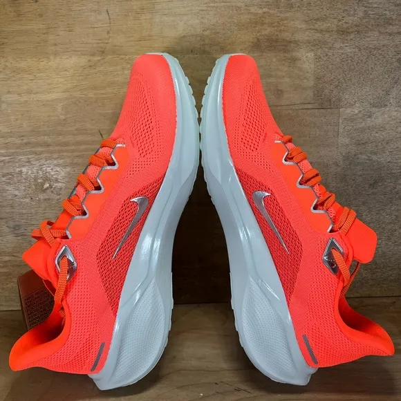 NEW Nike Air Zoom Pegasus 41 PRM Mens Sz 9.5 Running Shoes Hyper Crimson Orange
