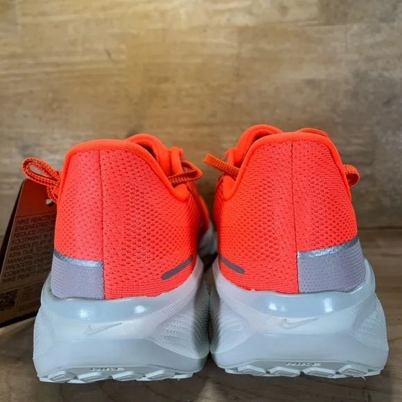 NEW Nike Air Zoom Pegasus 41 PRM Mens Sz 9.5 Running Shoes Hyper Crimson Orange