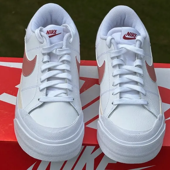 NEW Nike Court Legacy Lift Casual Sneakers - Womens US 8.5 | Mens, Youth US 7Y