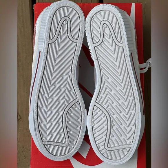 NEW Nike Court Legacy Lift Casual Sneakers - Womens US 8.5 | Mens, Youth US 7Y