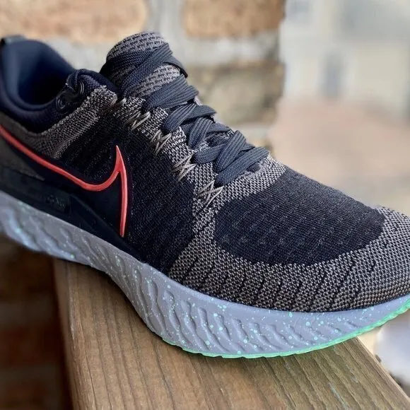 NEW NIKE React Infinity Run Flyknit 2‎ Running Shoe