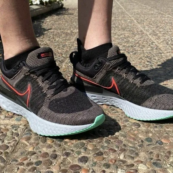 NEW NIKE React Infinity Run Flyknit 2‎ Running Shoe