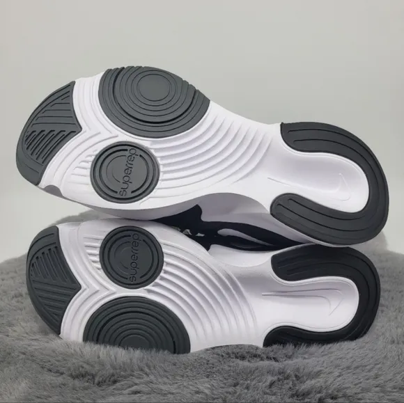 New Nike Superrep Go Women's Training Shoes Size 12