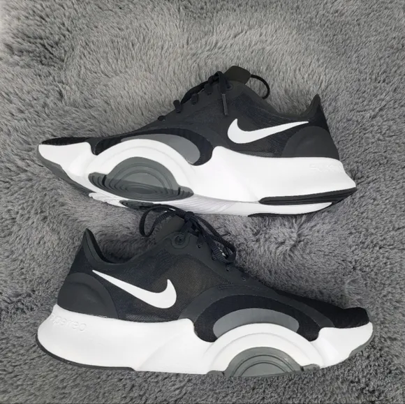 New Nike Superrep Go Women's Training Shoes Size 12