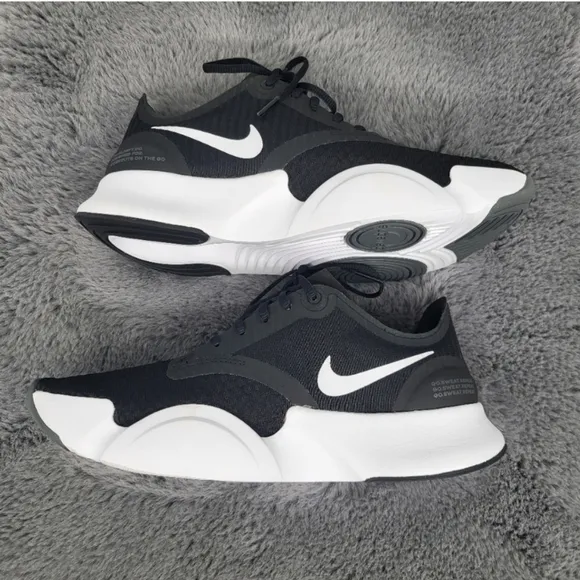 New Nike Superrep Go Women's Training Shoes Size 12