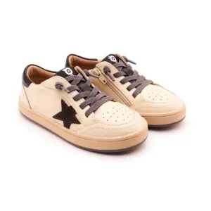 NEW OLDSOLES kid's platinum runner shoes in cream/black