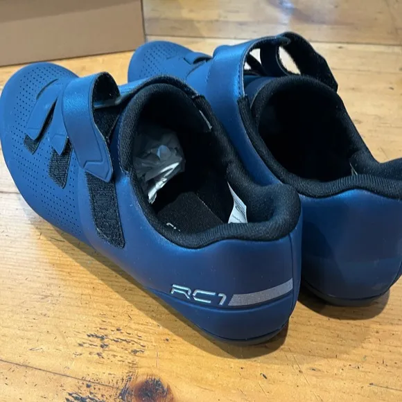 NEW Shimano RC1 Road Cycling Shoes With Delta Fitness Grip Cleats 10