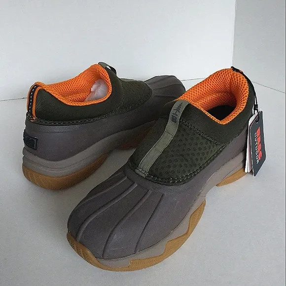 New w/Box Bass Outdoors Women's Field Low-Top Duck Slip-On Shoes Size 8