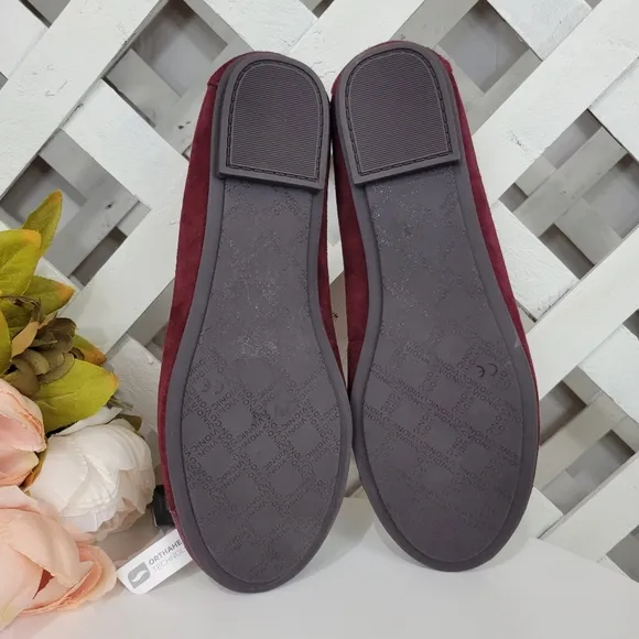 New with Tag Vionic Minna Suede and Leather Burgundy Ballet Flats Size 7.5