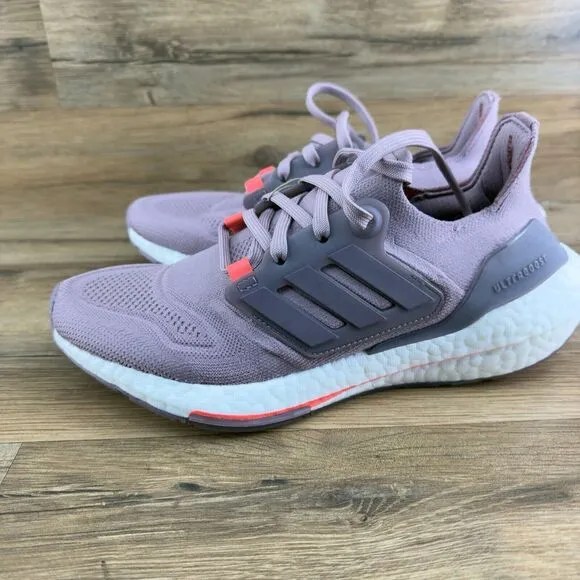 New Women’s Adidas UltraBoost 22 Sz 6.5 Magic Mauve Purple Running Shoes…