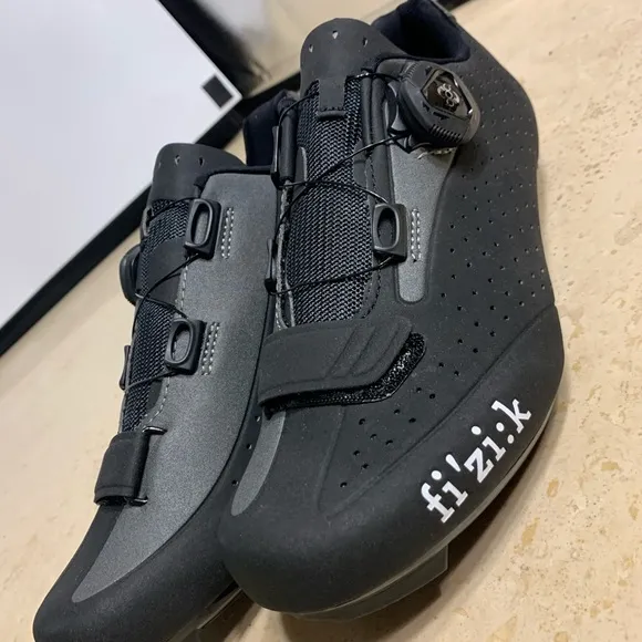 New women’s fizik cycling/ racing / spinning shoes 🚵‍♀️
