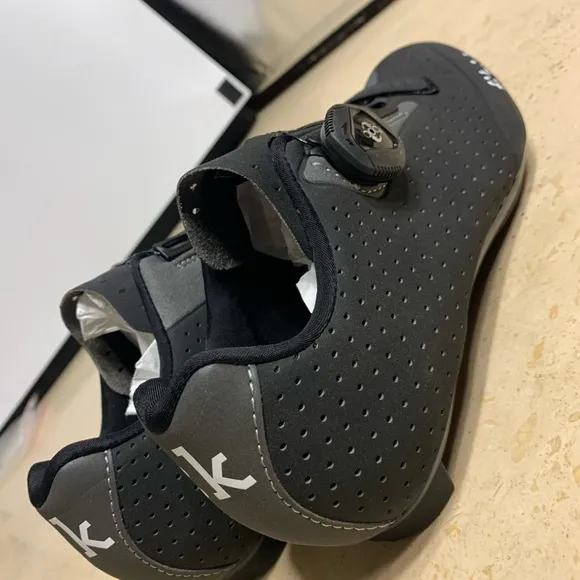 New women’s fizik cycling/ racing / spinning shoes 🚵‍♀️
