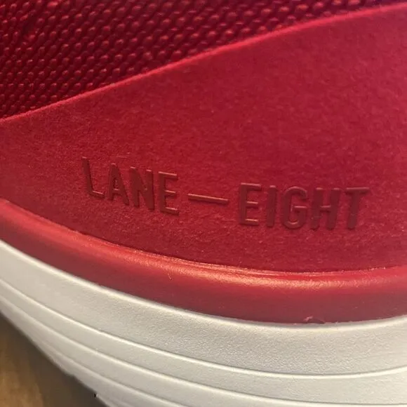 New! Lane 8 Relay Trainer in “Hibiscus”