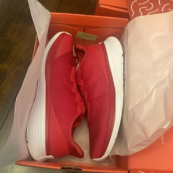 New! Lane 8 Relay Trainer in “Hibiscus”