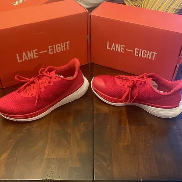 New! Lane 8 Relay Trainer in “Hibiscus”