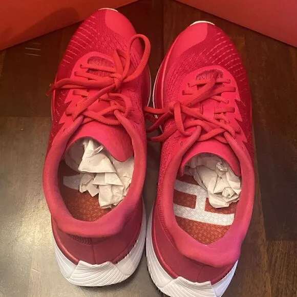 New! Lane 8 Relay Trainer in “Hibiscus”