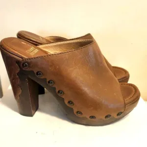 NEW Stuart Weitzman &quot;Sequoia&quot; Brown Leather Nailhead Stud Heeled Mules Sz.9 $435