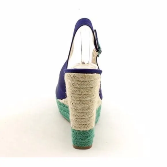 NIB $79 INC International Concepts Women's 'Belvin' Wedges in size 7.5!